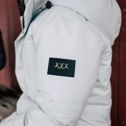 Bauer Ultimate Hooded Parka Women's -Hockey Equipment Store Women E2 80 99sBauerHockeyUltimateHoodedParka fbc77620 f1fb 4827 ba88 dae6b54a8219